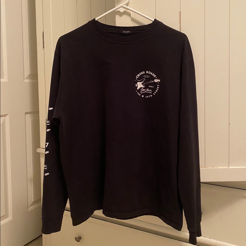 BRANDY MELVILLE NANCY CROSSROADS SWEATSHIRT